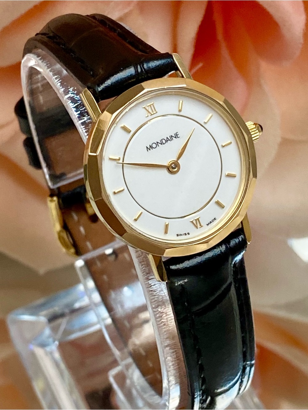 Vintage Mondaine Swiss Made Polygon Bezel Ladies Dress Watch
